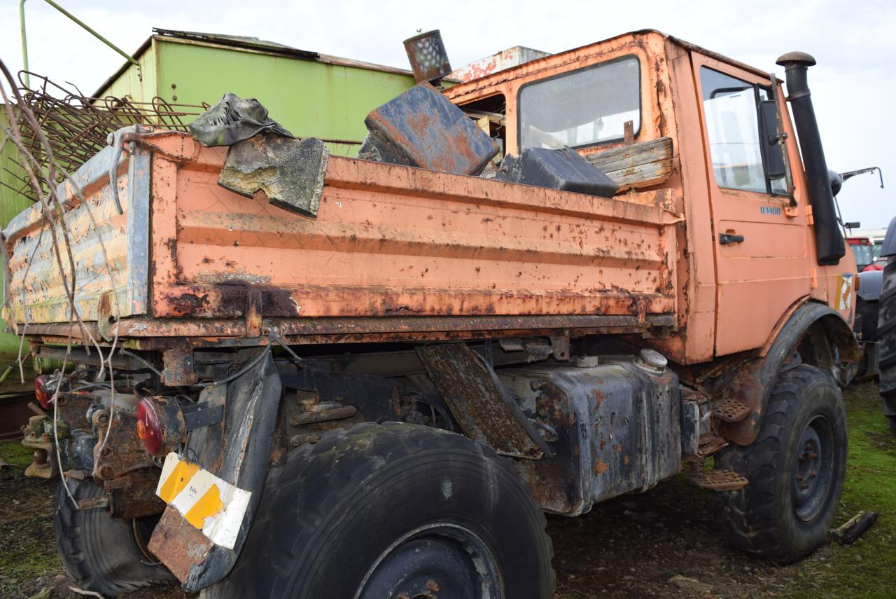 Mercedes-Benz Unimog U 1200 - سيارة بلدية: صور 3 Mercedes-Benz Unimog U 1200 - سيارة بلدية: صور 3