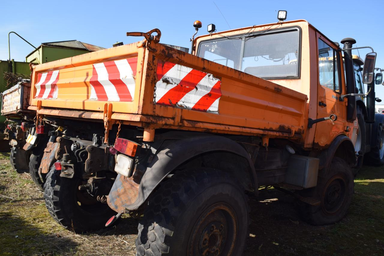 Mercedes-Benz Unimog U 1400 - سيارة بلدية: صور 3 Mercedes-Benz Unimog U 1400 - سيارة بلدية: صور 3