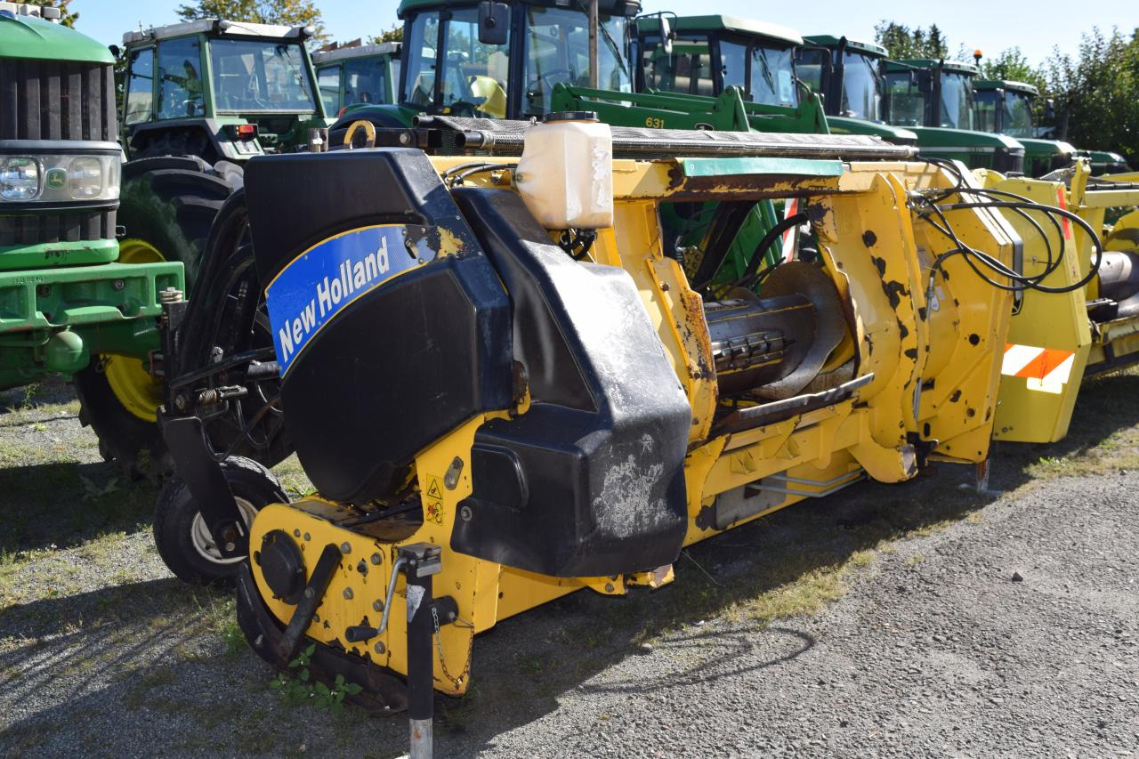 معدات حصادة الأعلاف New Holland 273 *Pick Up*: صور 6