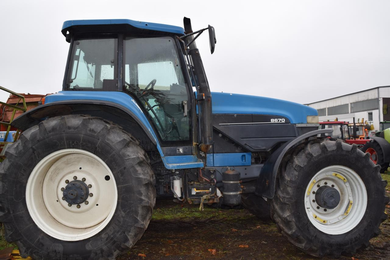 New Holland 8670 TA - جرار: صور 3 New Holland 8670 TA - جرار: صور 3