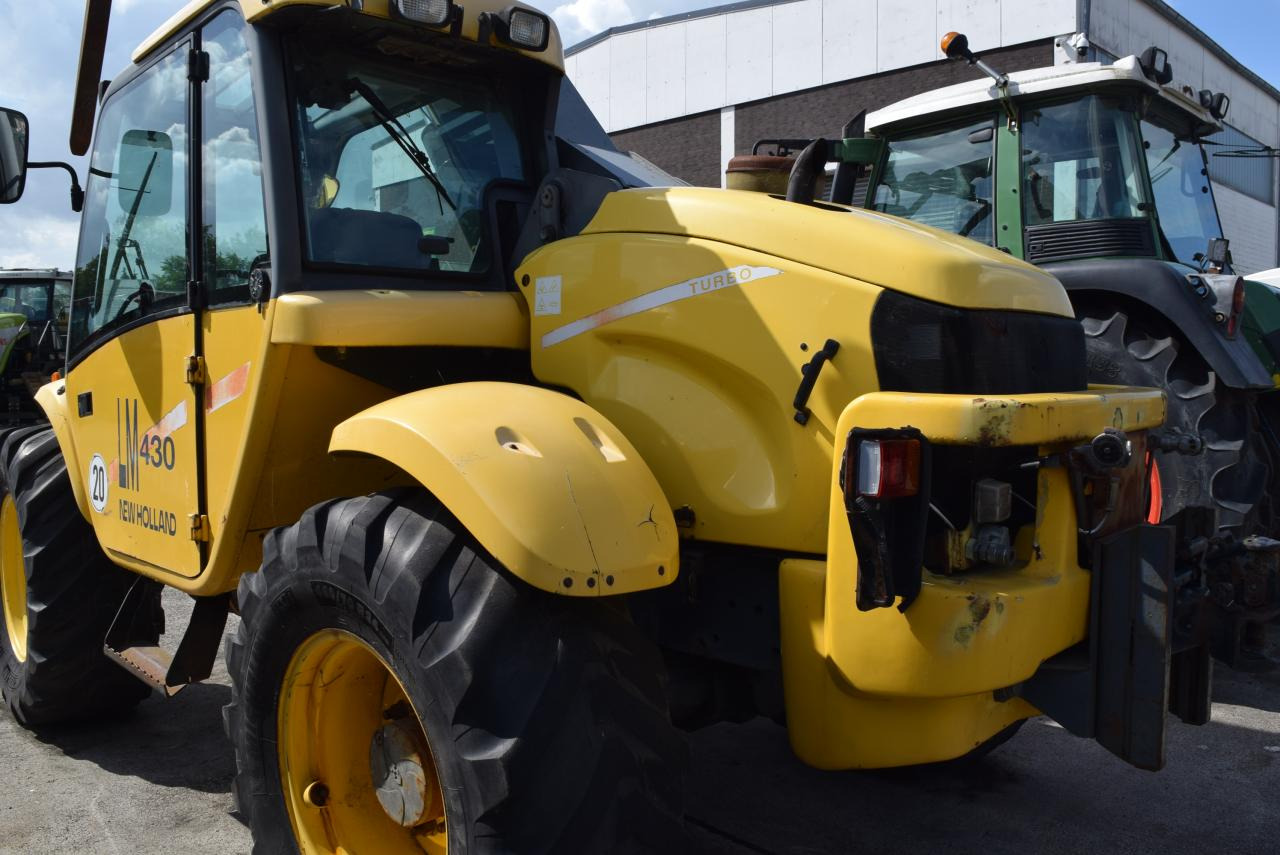 New Holland LM 430 - رافعة تلسكوبية: صور 4 New Holland LM 430 - رافعة تلسكوبية: صور 4