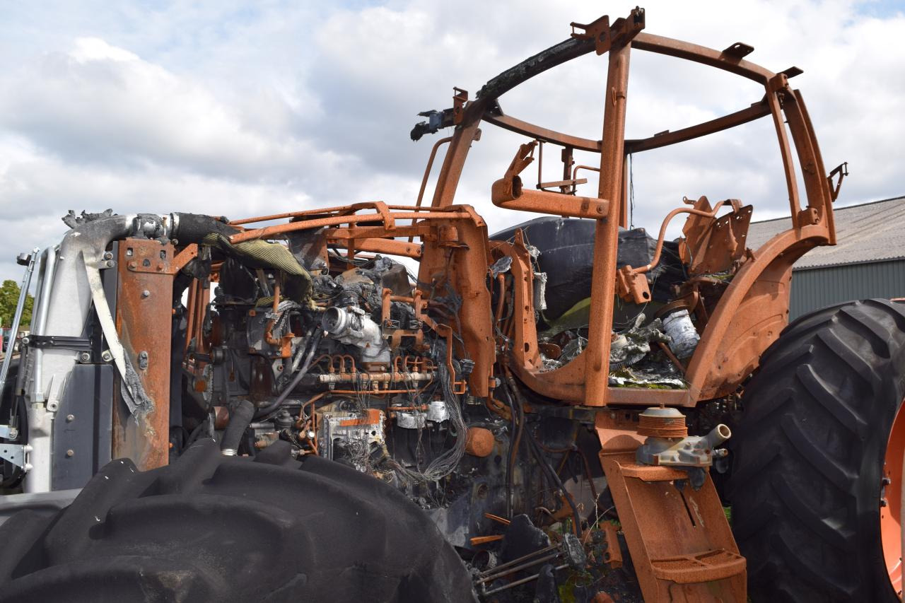 Valtra T234 *zur Teileverwertung* - جرار: صور 4 Valtra T234 *zur Teileverwertung* - جرار: صور 4