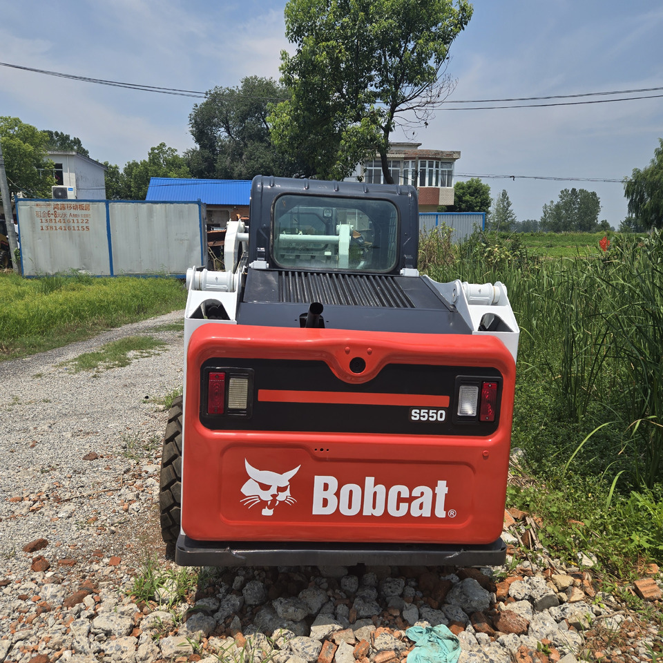 BOBCAT S550 - شيول صغير: صور 3 BOBCAT S550 - شيول صغير: صور 3