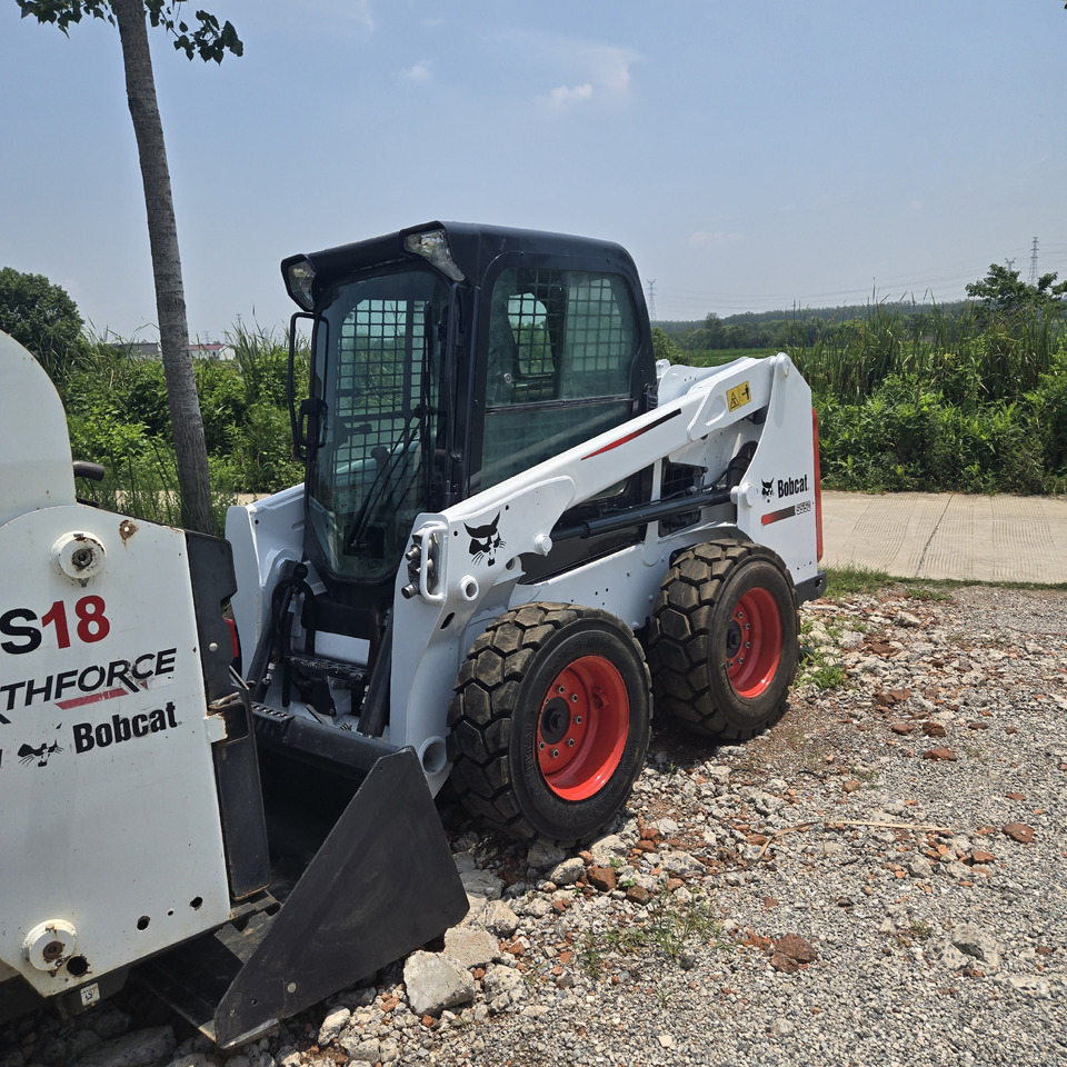 BOBCAT S550 - شيول صغير: صور 4 BOBCAT S550 - شيول صغير: صور 4