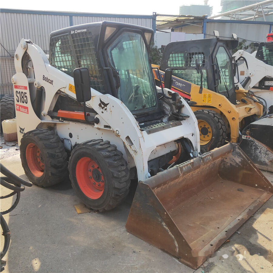Bobcat S185 - شيول صغير: صور 3 Bobcat S185 - شيول صغير: صور 3