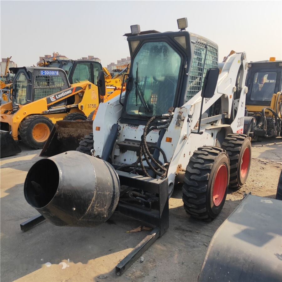 Bobcat S300 - شيول صغير: صور 4 Bobcat S300 - شيول صغير: صور 4