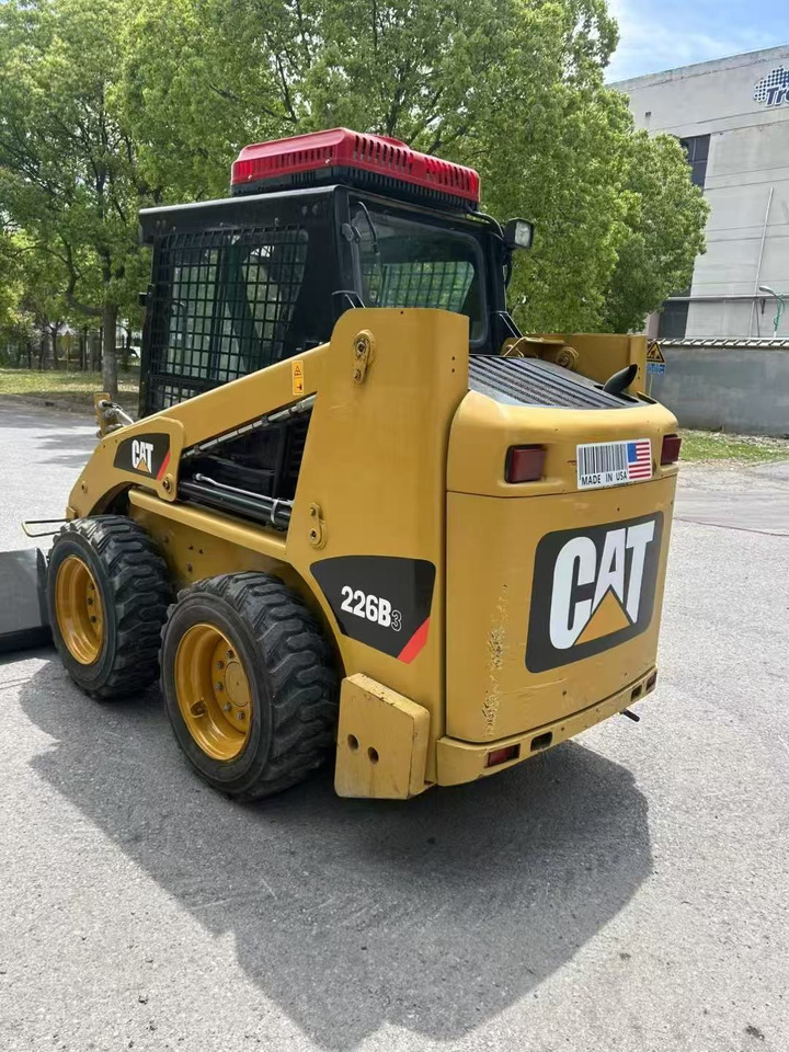 CAT 226B3 - شيول صغير: صور 5 CAT 226B3 - شيول صغير: صور 5