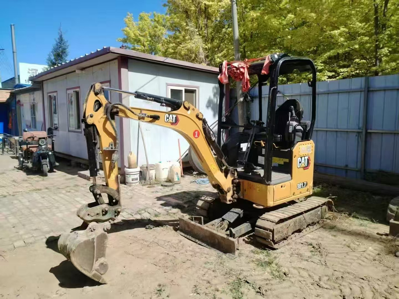 CAT 301.7 - حفارة مصغرة: صور 2 CAT 301.7 - حفارة مصغرة: صور 2
