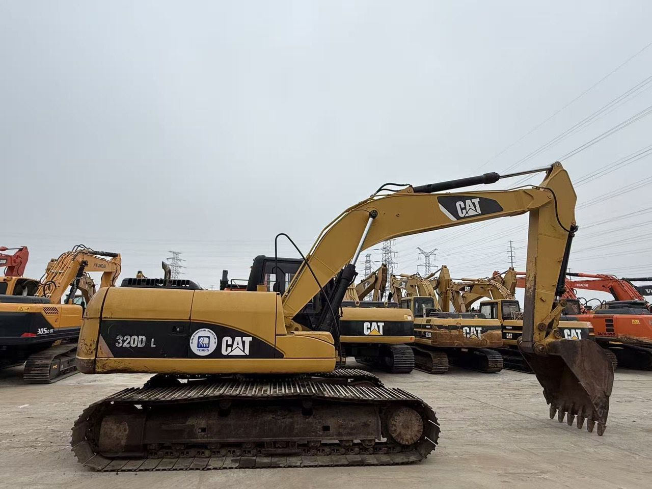 CAT 320D - حفارات زحافة: صور 4 CAT 320D - حفارات زحافة: صور 4