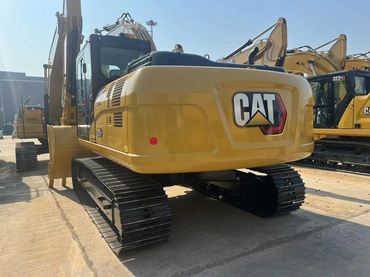 CAT 323GX - حفارات زحافة: صور 3 CAT 323GX - حفارات زحافة: صور 3