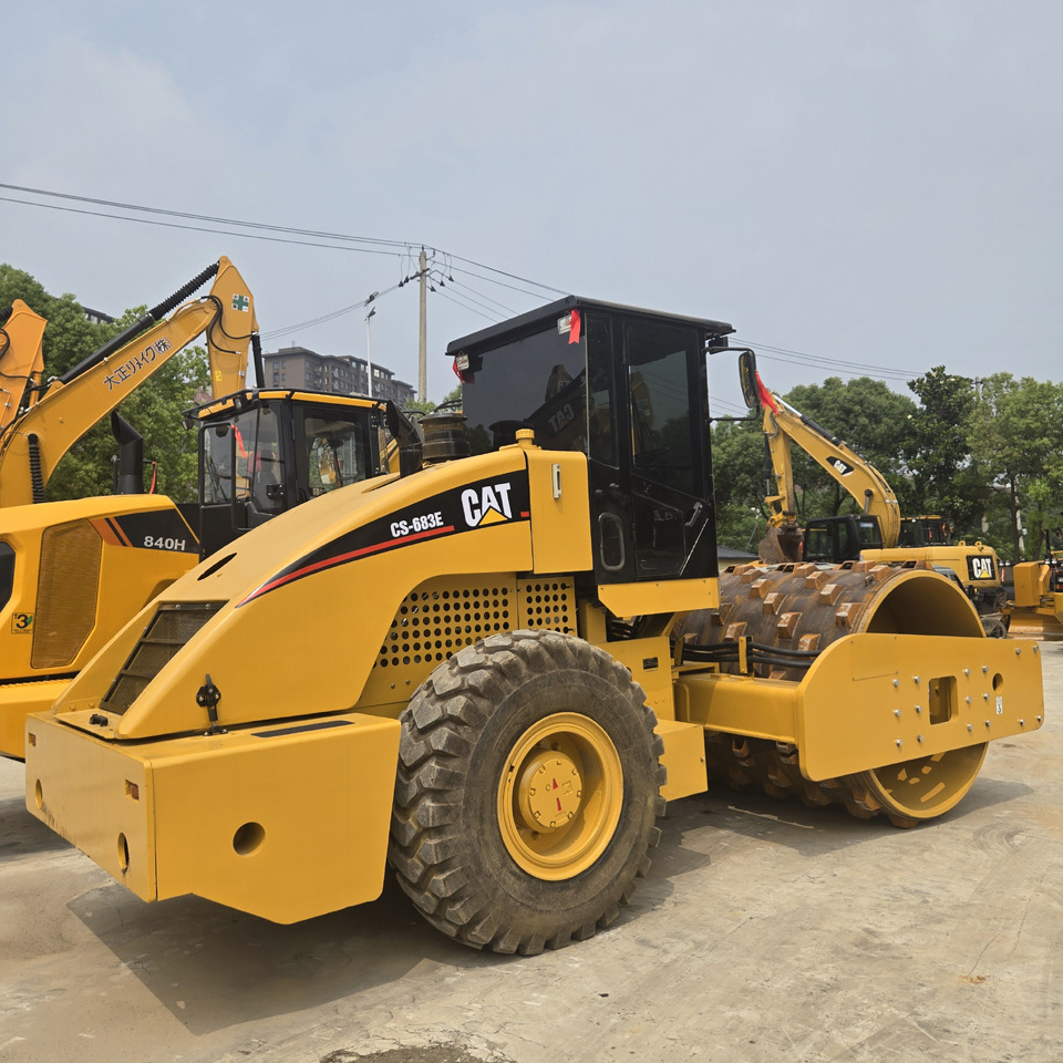 CAT CS683E - مدماج: صور 4 CAT CS683E - مدماج: صور 4