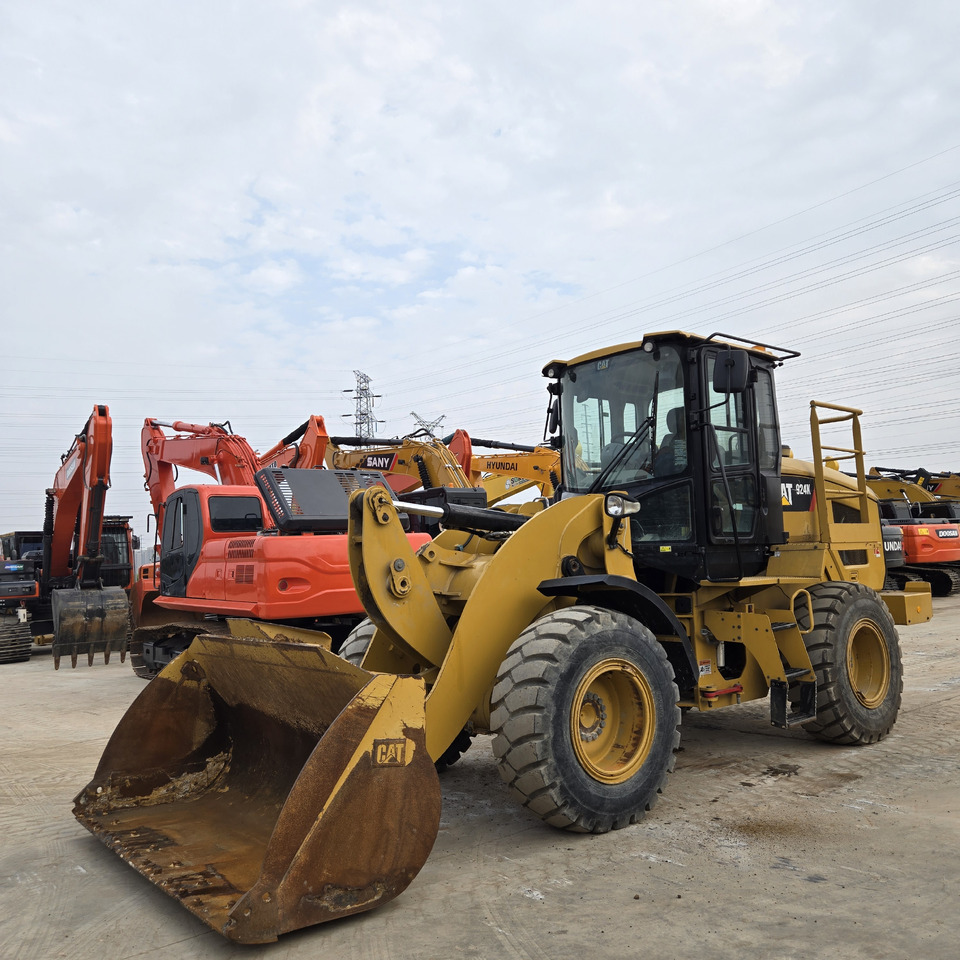 CATERPILLAR 924K - اللودر بعجل: صور 1 CATERPILLAR 924K - اللودر بعجل: صور 1