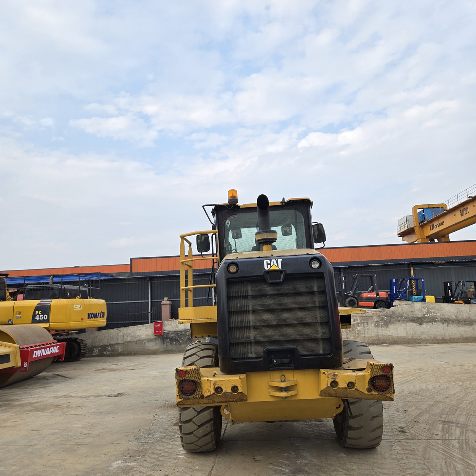 CATERPILLAR 924K - حفارة على عجلات: صور 5 CATERPILLAR 924K - حفارة على عجلات: صور 5