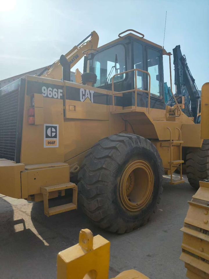CATERPILLAR 966F - اللودر بعجل: صور 2 CATERPILLAR 966F - اللودر بعجل: صور 2