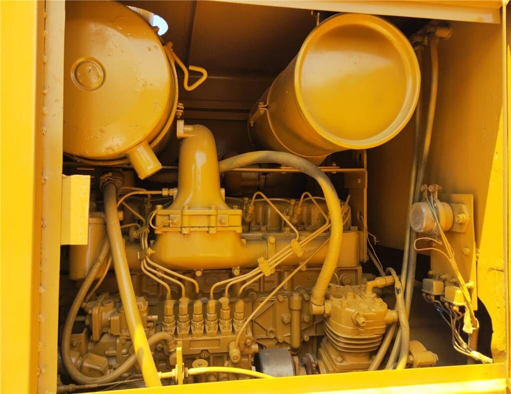 Caterpillar 140 G - آلة تسوية الأرض: صور 4 Caterpillar 140 G - آلة تسوية الأرض: صور 4