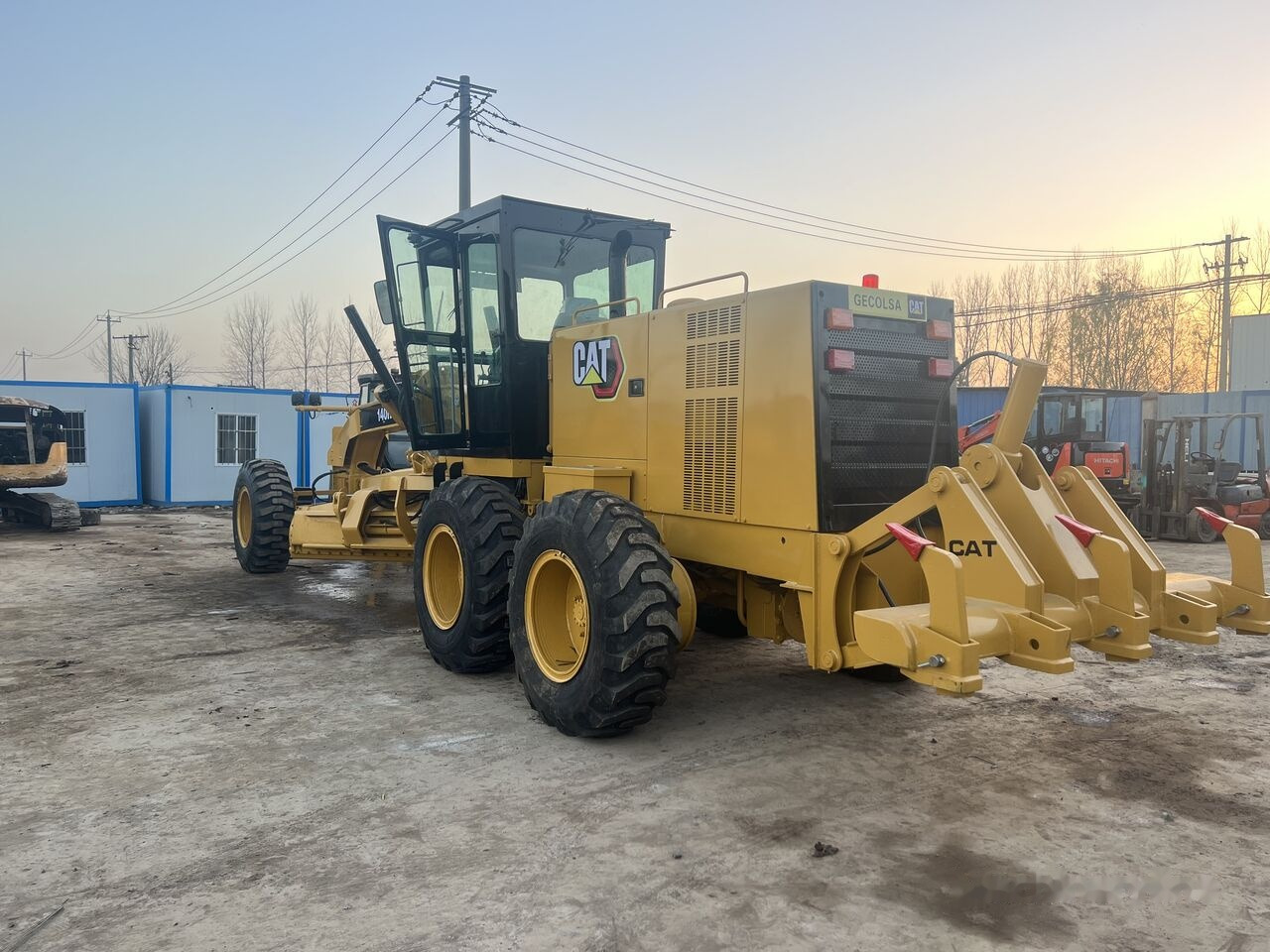 Caterpillar 140H - آلة تسوية الأرض: صور 3 Caterpillar 140H - آلة تسوية الأرض: صور 3