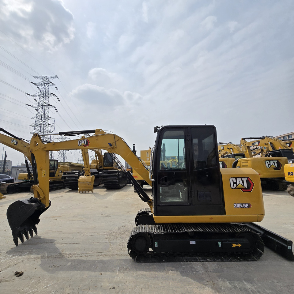 Caterpillar 305.5E2 - حفارة مصغرة: صور 5 Caterpillar 305.5E2 - حفارة مصغرة: صور 5