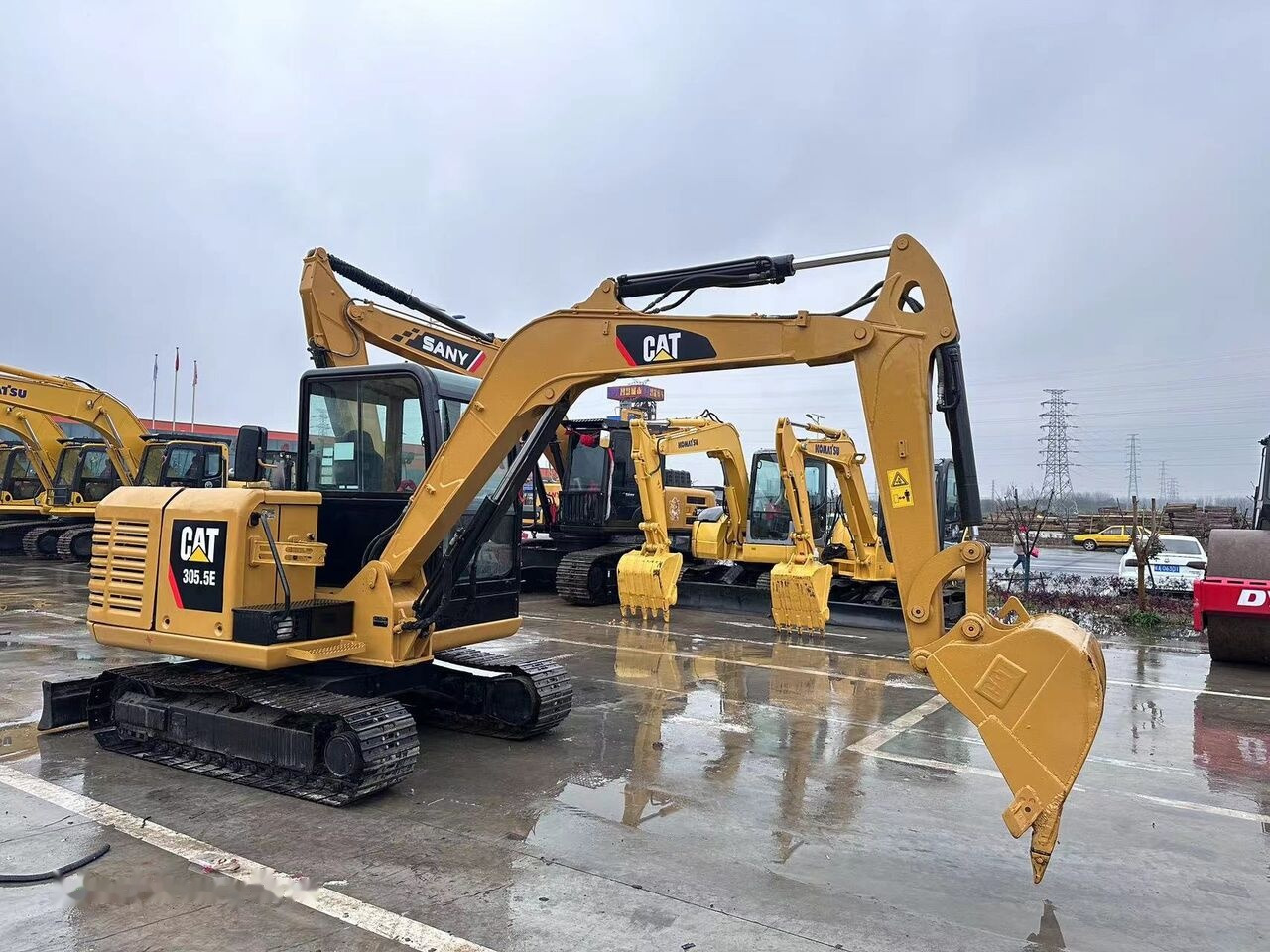 Caterpillar 305.5E - حفارة مصغرة: صور 2 Caterpillar 305.5E - حفارة مصغرة: صور 2