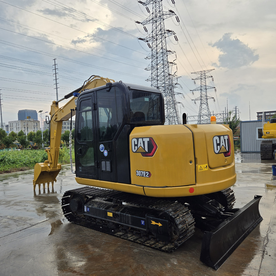 Caterpillar 307 - حفارة مصغرة: صور 5 Caterpillar 307 - حفارة مصغرة: صور 5