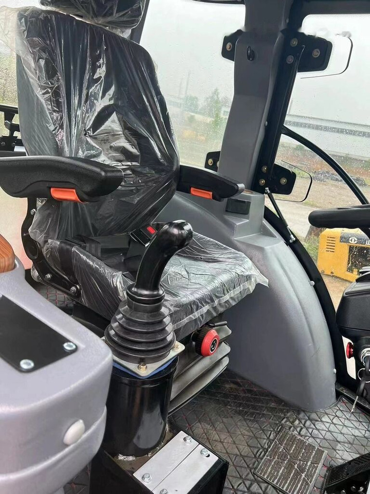 Caterpillar 420F - حفار متعدد الاستخدام: صور 2 Caterpillar 420F - حفار متعدد الاستخدام: صور 2