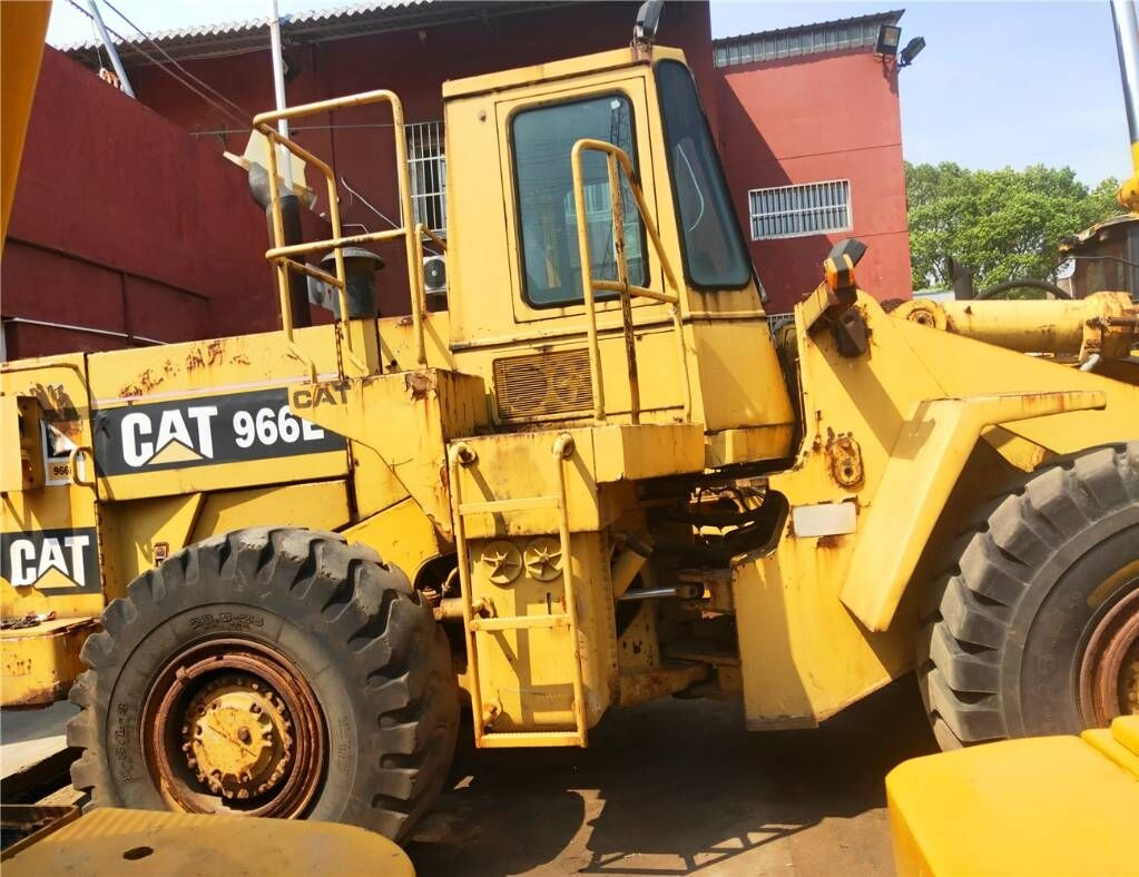 Caterpillar 966E - اللودر بعجل: صور 3 Caterpillar 966E - اللودر بعجل: صور 3