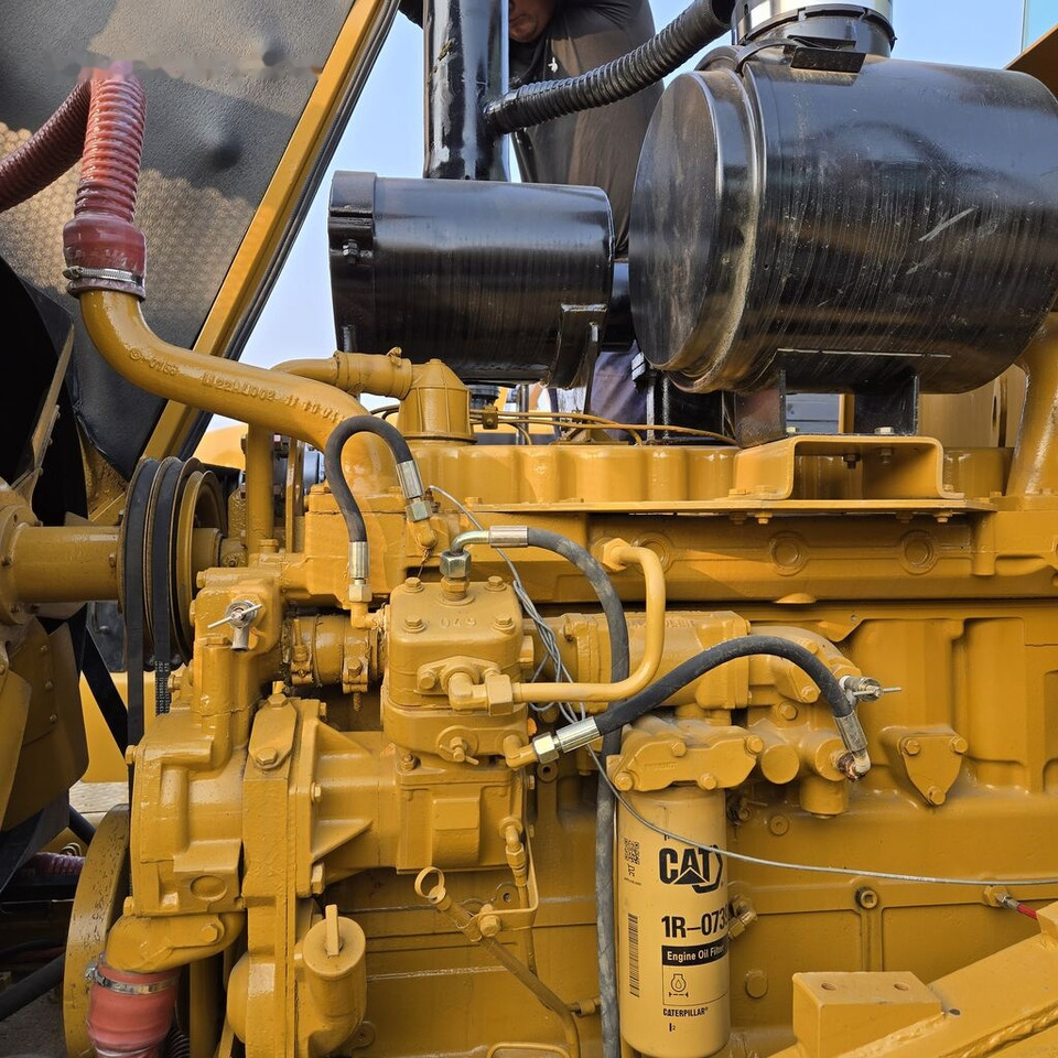 اللودر بعجل Caterpillar 966H: صور 8