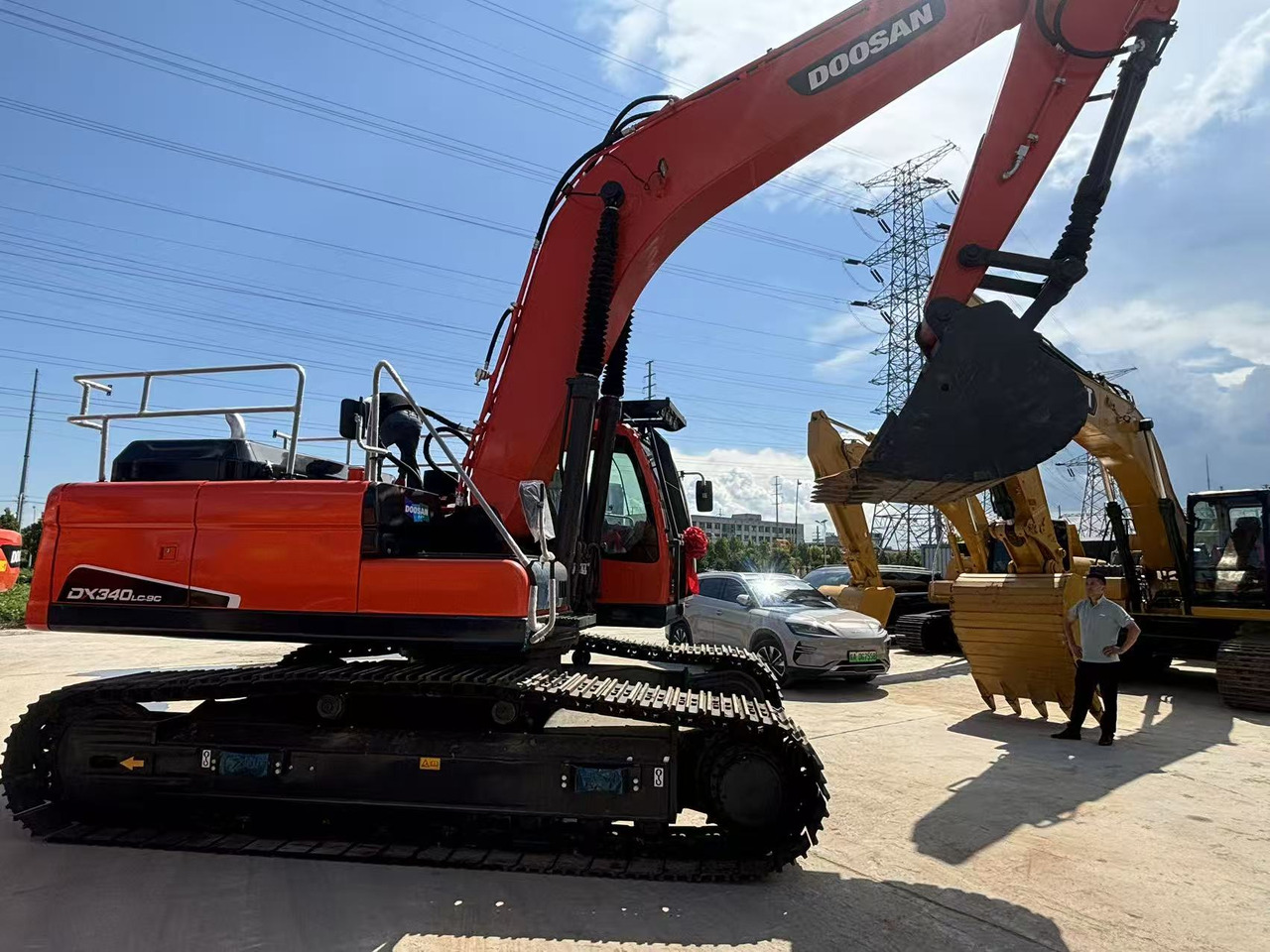 DOOSAN DX340LC-9C - حفارات زحافة: صور 3 DOOSAN DX340LC-9C - حفارات زحافة: صور 3