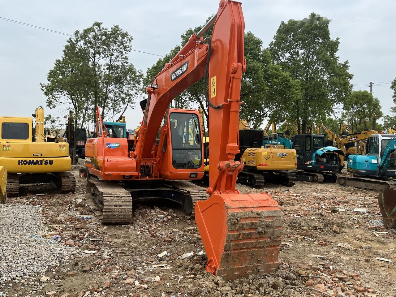 Doosan DH150LC-7 - حفارات زحافة: صور 4 Doosan DH150LC-7 - حفارات زحافة: صور 4