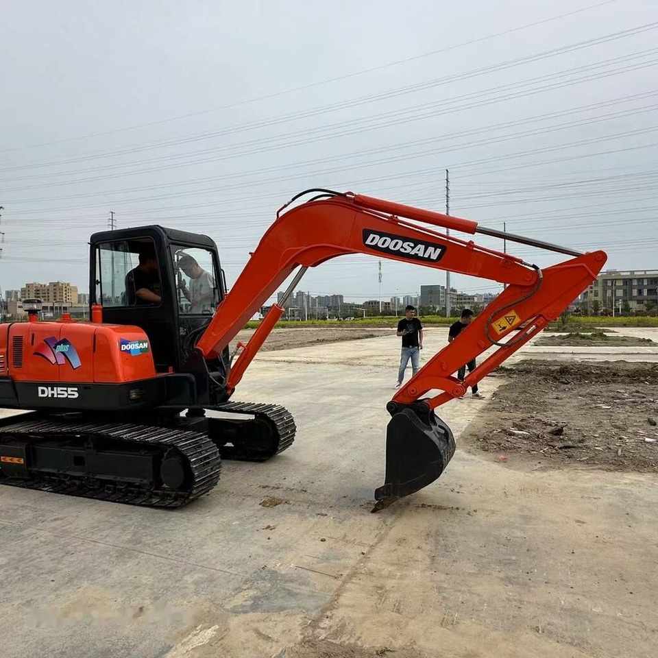 Doosan DH55 - حفارة مصغرة: صور 5 Doosan DH55 - حفارة مصغرة: صور 5