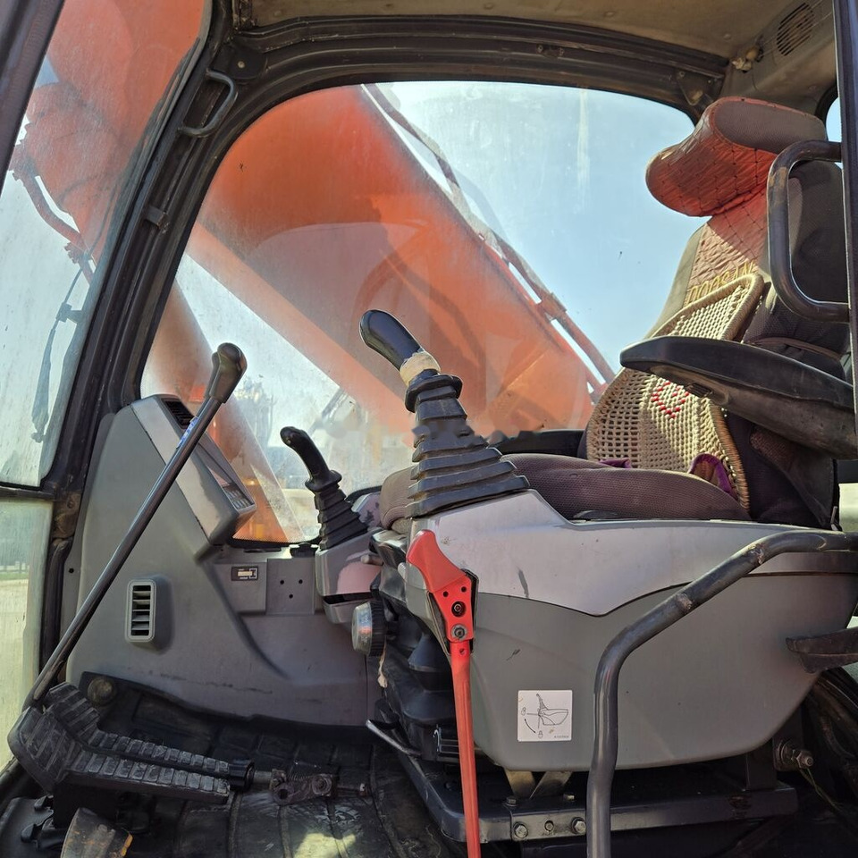 حفارات زحافة Doosan DX225LCA: صور 11