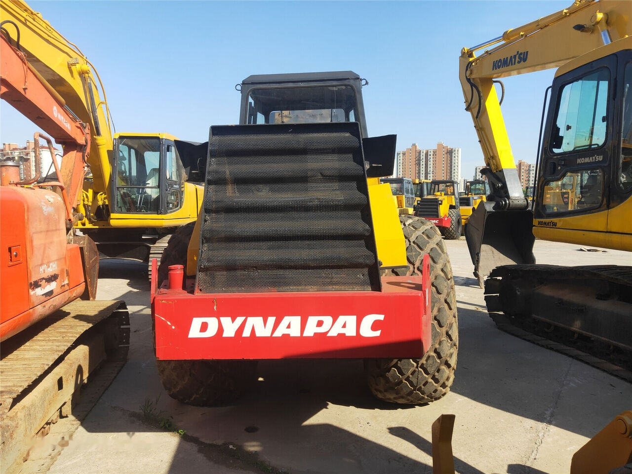 Dynapac CA251D - مدحلة الأسفلت: صور 1 Dynapac CA251D - مدحلة الأسفلت: صور 1
