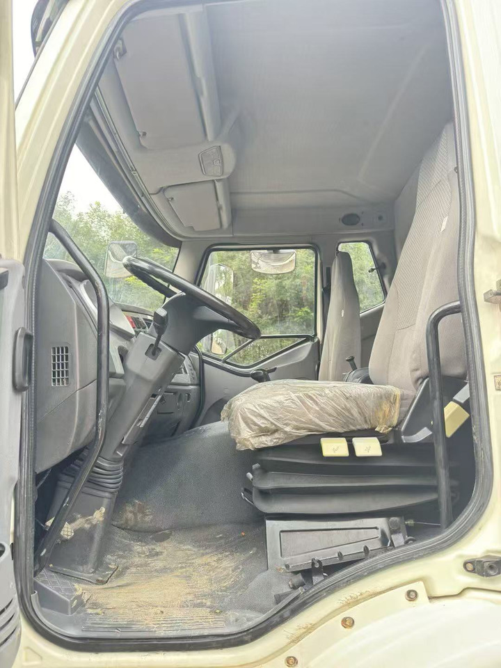 شاحنة صهريج FAW tanker truck: صور 10