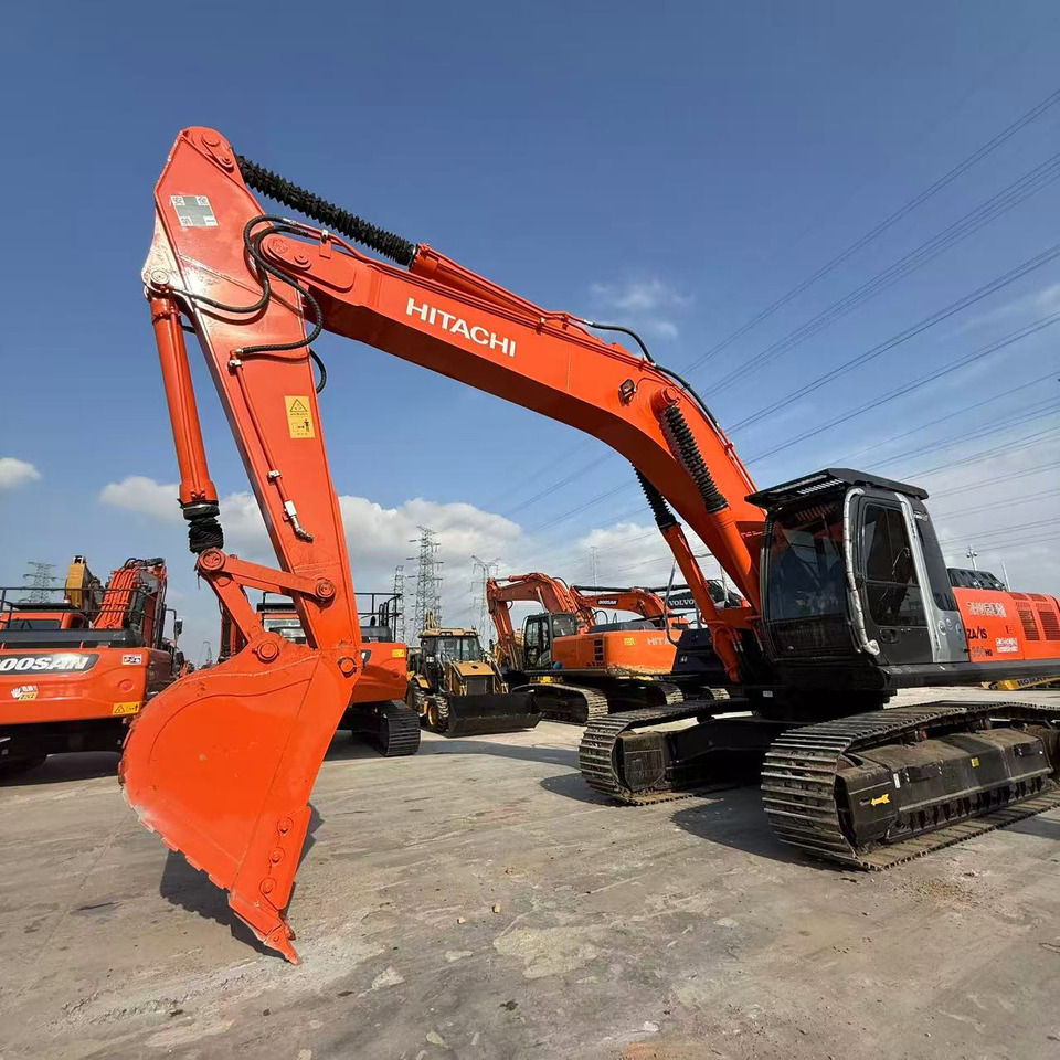 HITACHI ZX350 - حفارات زحافة: صور 5 HITACHI ZX350 - حفارات زحافة: صور 5