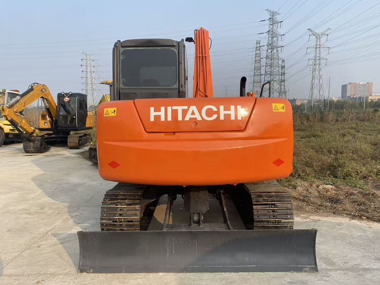 HITACHI ZX70 - حفارة مصغرة: صور 3 HITACHI ZX70 - حفارة مصغرة: صور 3