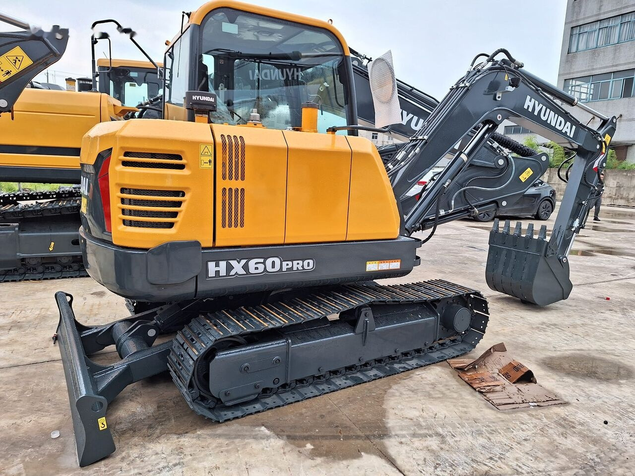 Hyundai HX60 PRO New machine - حفارة مصغرة: صور 1 Hyundai HX60 PRO New machine - حفارة مصغرة: صور 1