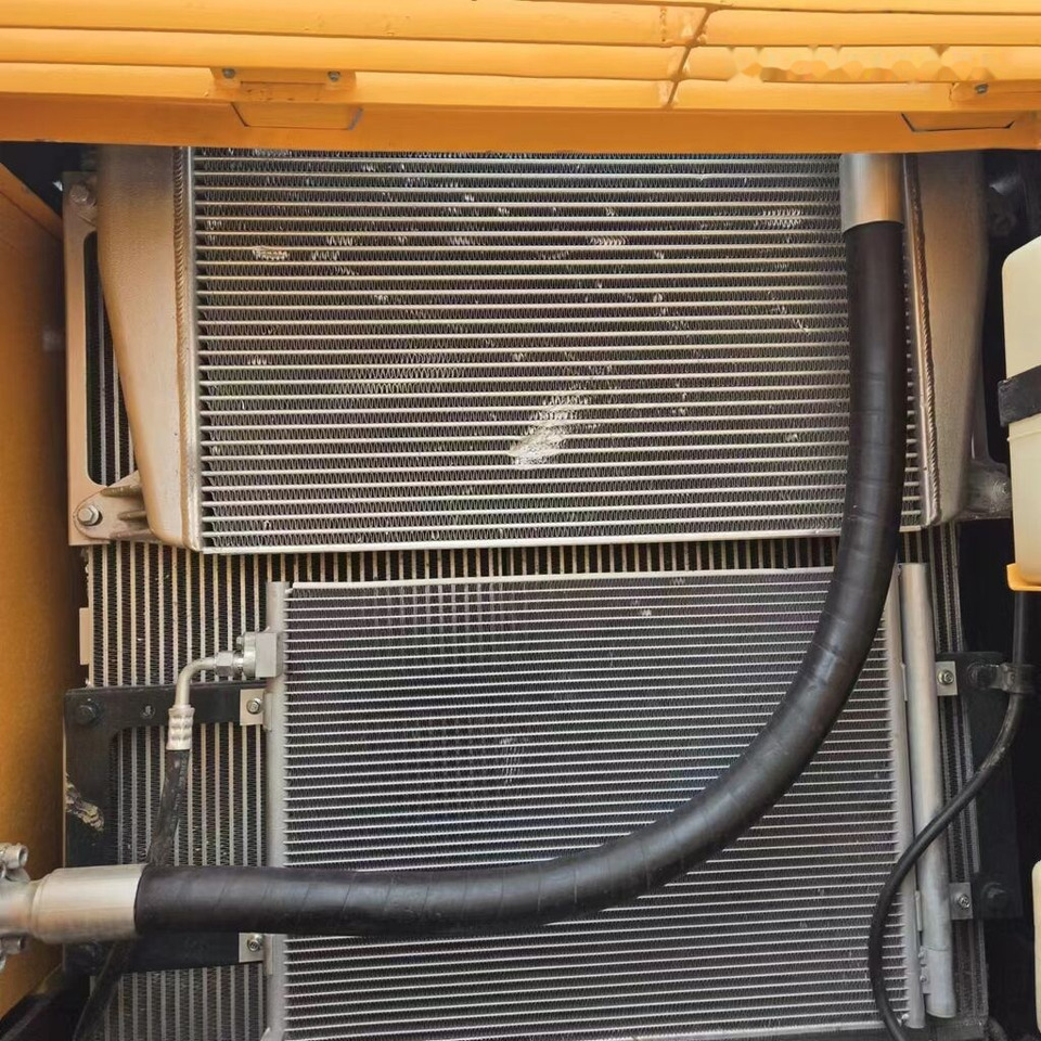 Hyundai R210-9S - حفارات زحافة: صور 1 Hyundai R210-9S - حفارات زحافة: صور 1