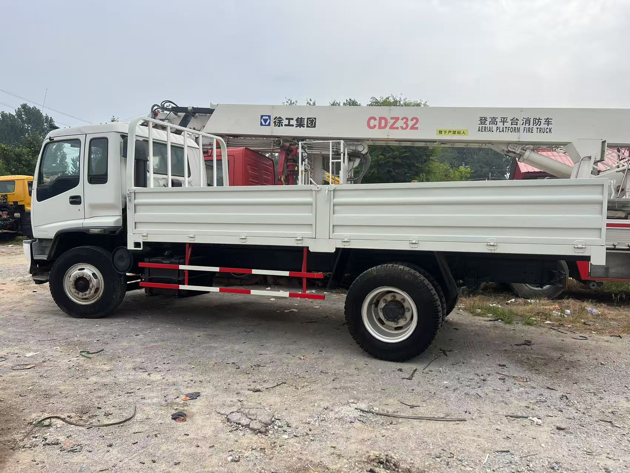 ISUZU Cargo truck - قلابات: صور 5 ISUZU Cargo truck - قلابات: صور 5