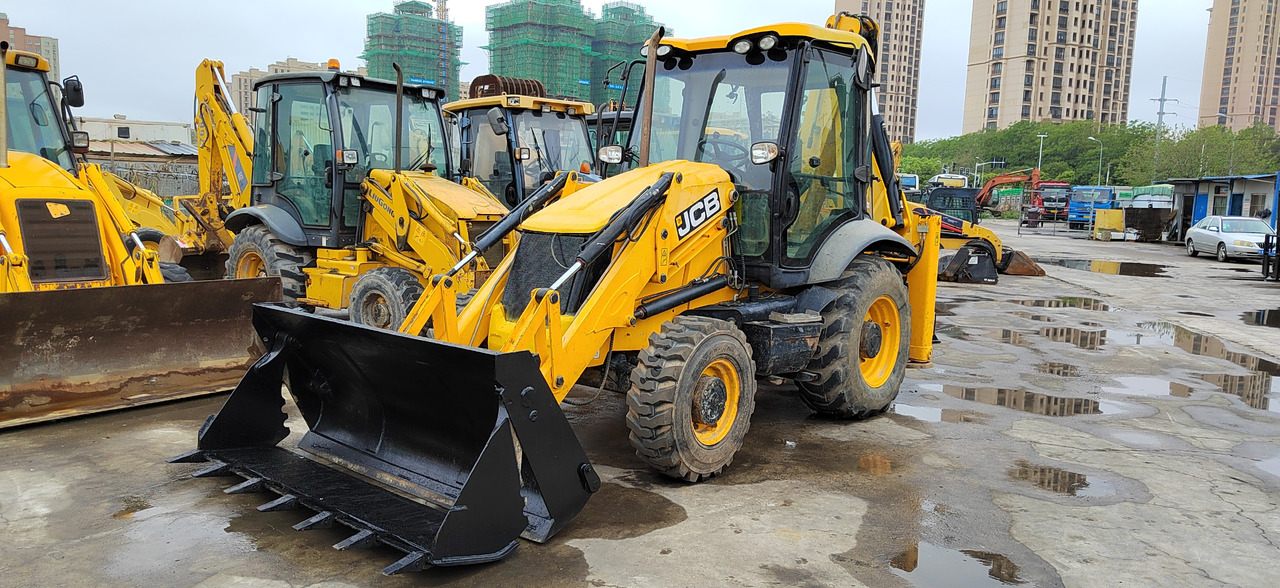 JCB 3CX - حفار متعدد الاستخدام: صور 1 JCB 3CX - حفار متعدد الاستخدام: صور 1