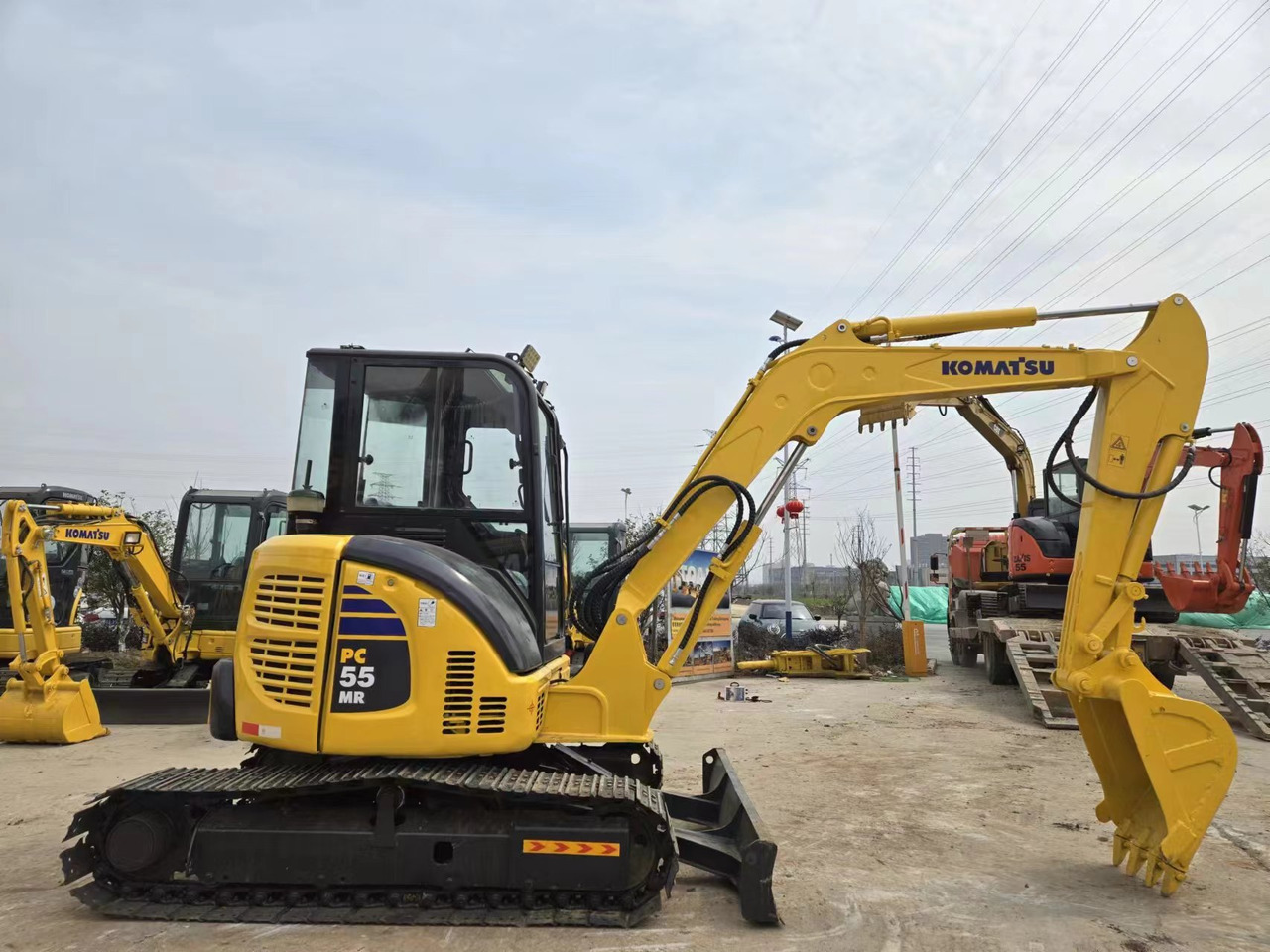 KOMATSU PC55MR - حفارة مصغرة: صور 5 KOMATSU PC55MR - حفارة مصغرة: صور 5