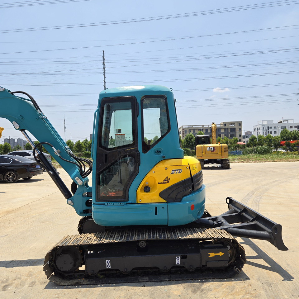 KUBOTA KX155 - حفارة مصغرة: صور 1 KUBOTA KX155 - حفارة مصغرة: صور 1