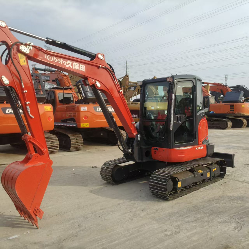 KUBOTA KX165 - حفارة مصغرة: صور 5 KUBOTA KX165 - حفارة مصغرة: صور 5