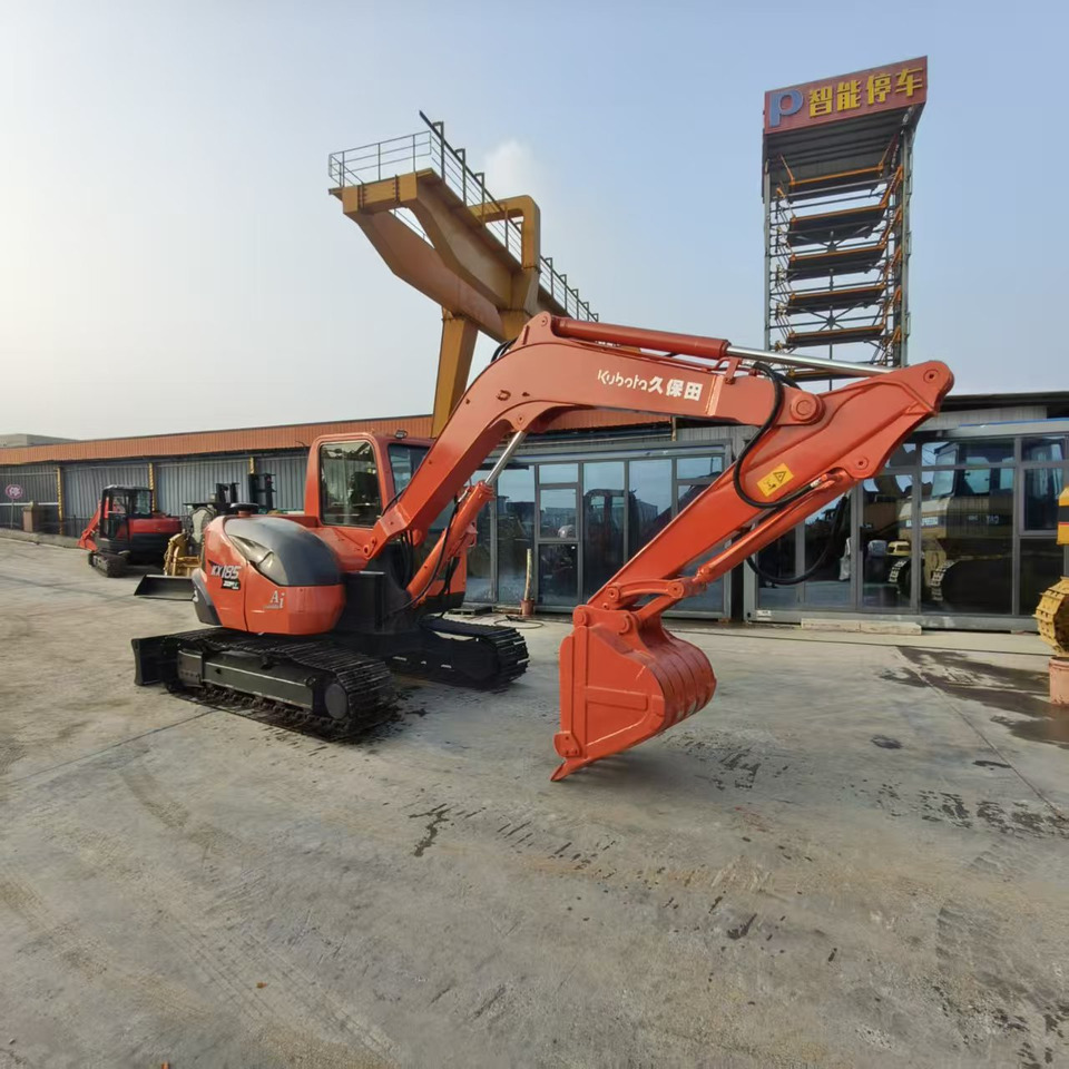 KUBOTA KX185 - حفارة مصغرة: صور 4 KUBOTA KX185 - حفارة مصغرة: صور 4