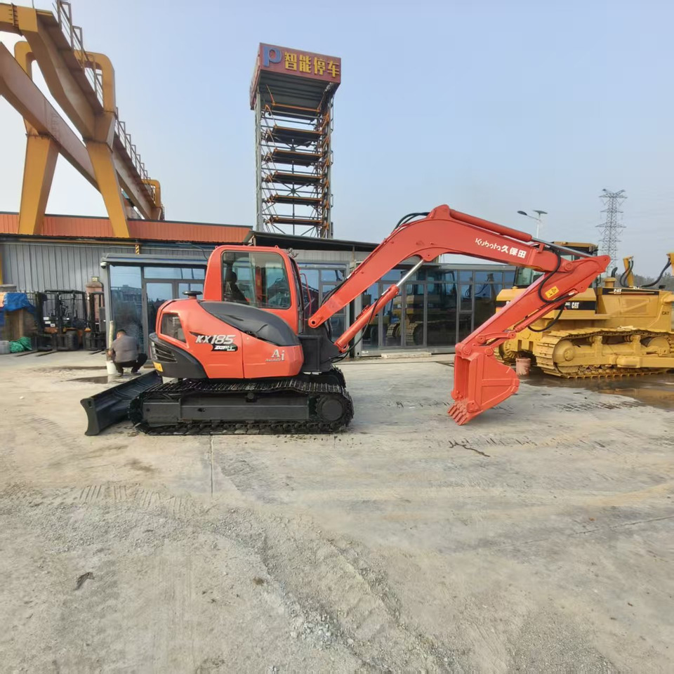 KUBOTA KX185 - حفارة مصغرة: صور 2 KUBOTA KX185 - حفارة مصغرة: صور 2