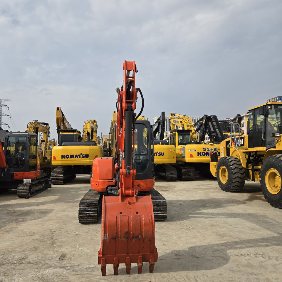 KUBOTA U55-4 - حفارة مصغرة: صور 3 KUBOTA U55-4 - حفارة مصغرة: صور 3