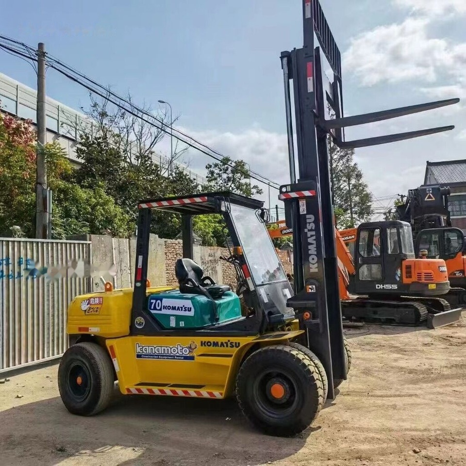 Komatsu FD70-7 - رافعة شوكية ديزل: صور 4 Komatsu FD70-7 - رافعة شوكية ديزل: صور 4