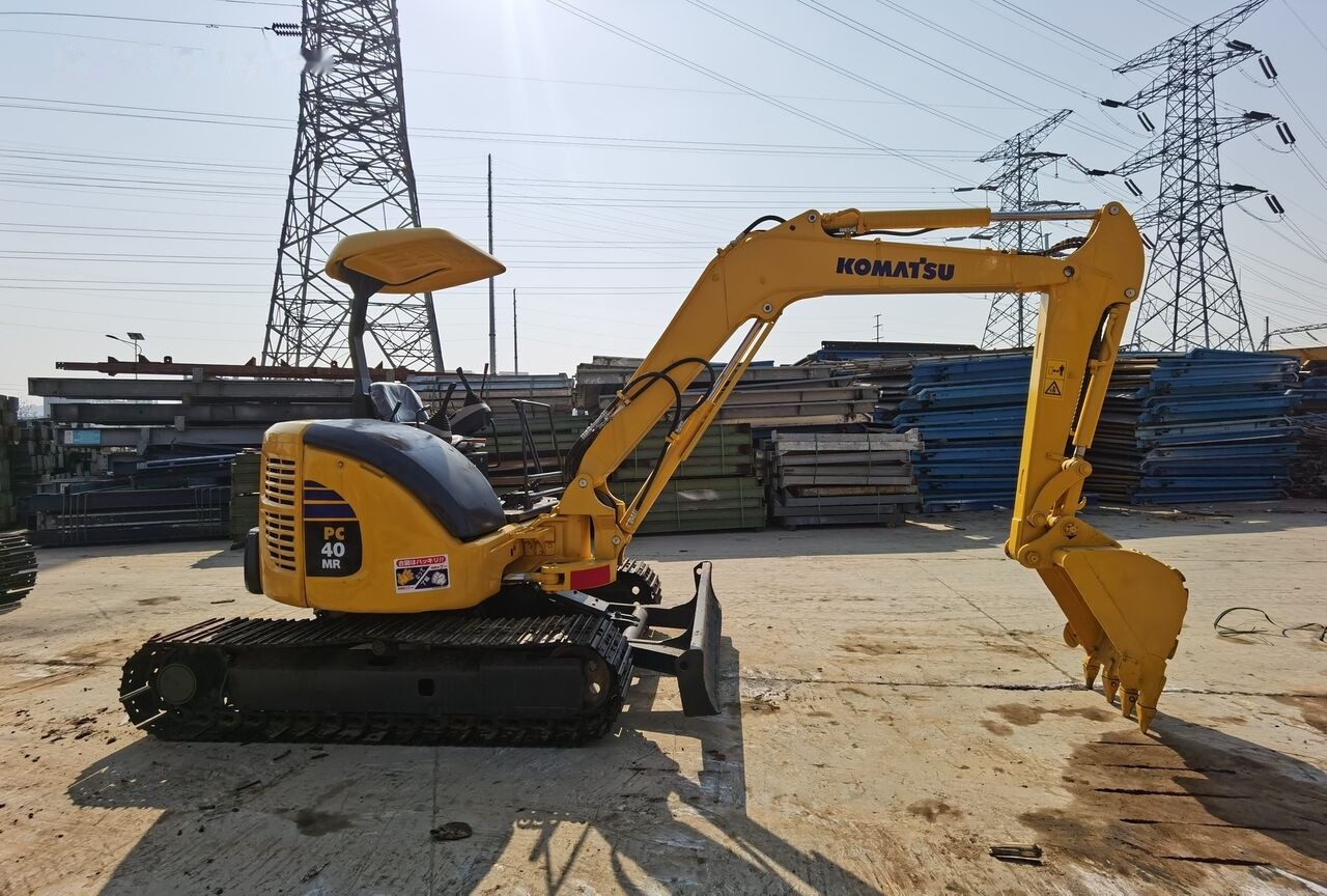 Komatsu PC40MR - حفارة مصغرة: صور 2 Komatsu PC40MR - حفارة مصغرة: صور 2