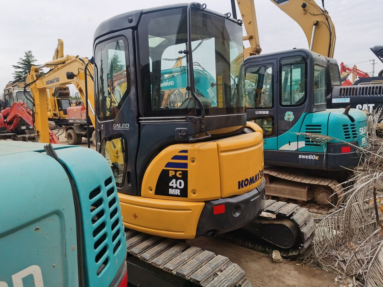 Komatsu PC40 - حفارة مصغرة: صور 5 Komatsu PC40 - حفارة مصغرة: صور 5