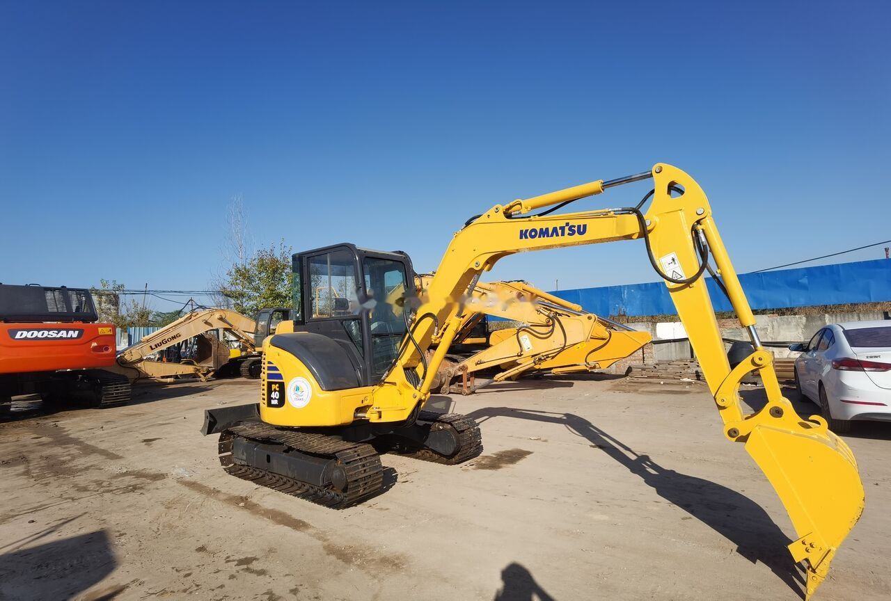 Komatsu PC40 - حفارة مصغرة: صور 2 Komatsu PC40 - حفارة مصغرة: صور 2