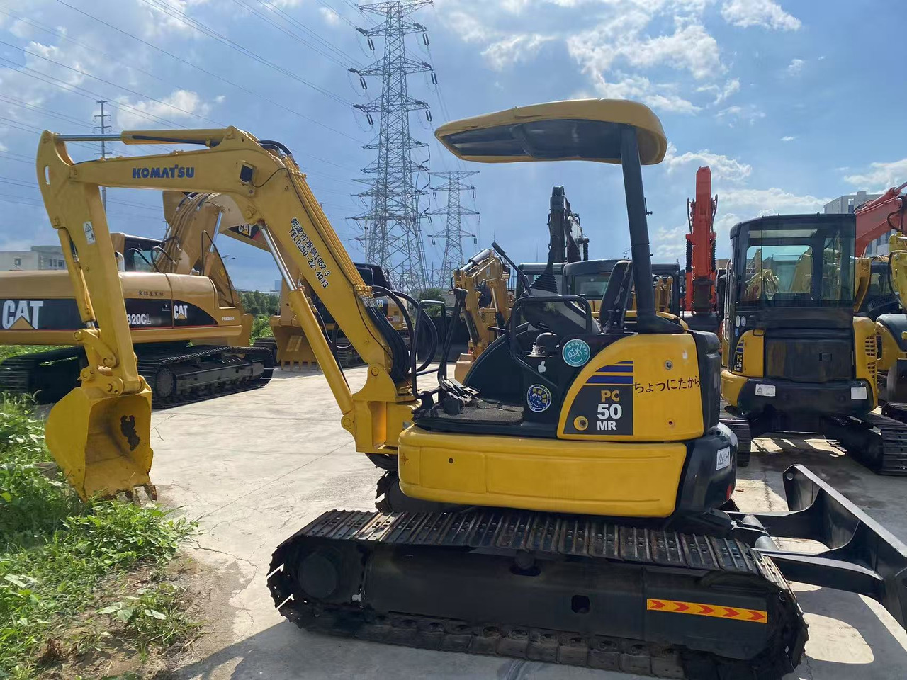 Komatsu PC50MR - حفارة مصغرة: صور 5 Komatsu PC50MR - حفارة مصغرة: صور 5