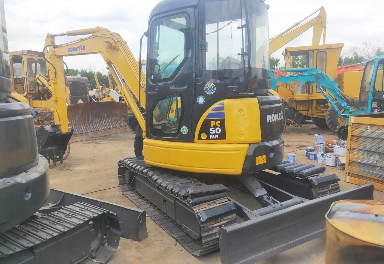 Komatsu PC50MR - حفارة مصغرة: صور 3 Komatsu PC50MR - حفارة مصغرة: صور 3